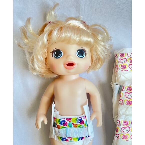 Hasbro Doll With Diapers - Picture 3 of 5
